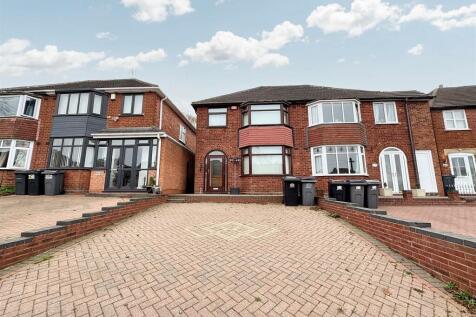 Foden Road, Great Barr, Birmingham 3 bed semi