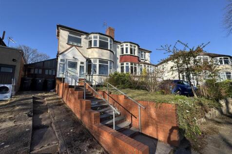Hill Crest Grove, Kingstanding... 3 bed semi