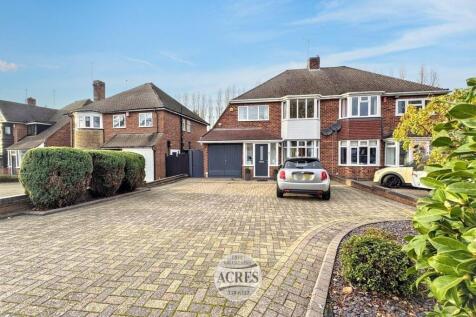 Pear Tree Road, Great Barr, Birmingham 3 bed semi