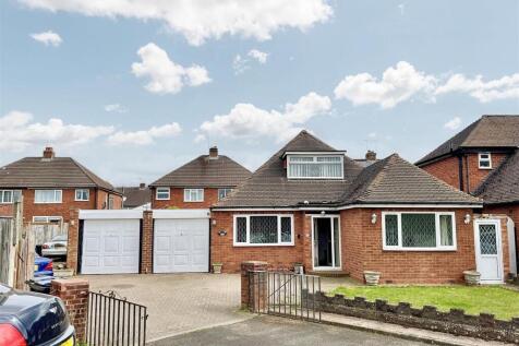 Eachelhurst Road, Walmley, Sutton... 3 bed detached bungalow for sale