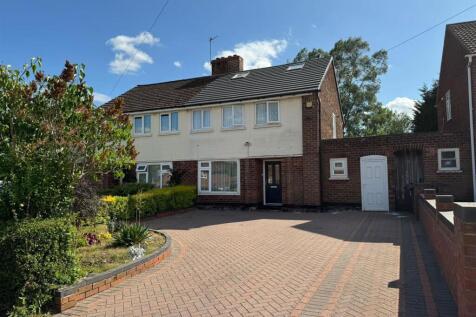 Windyridge Road, Walmley, Sutton... 3 bed semi