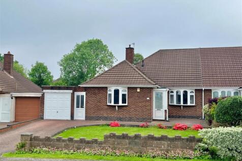 Rosslyn Road, Walmley, Sutton Coldfield 3 bed semi