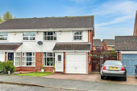 Marfield Close, Minworth, Sutton... 3 bed semi