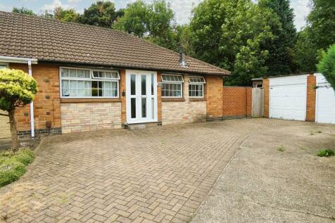 2 bedroom semi-detached bungalow for sale