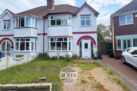 3 bedroom semi-detached house for sale
