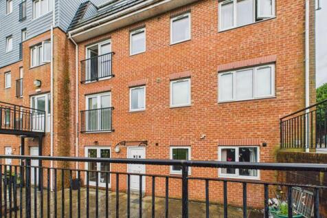 Wince Brook Court, Grimshaw Lane... 2 bed apartment for sale