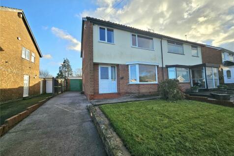 Kylemore Drive, Pensby, Wirral, CH61 3 bed semi