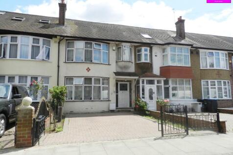 Ladysmith Road, Enfield EN1 3 bed terraced house for sale