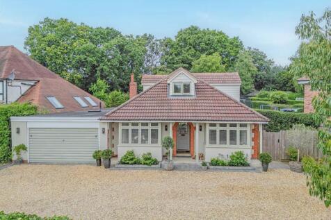Grange Road,Dorridge, Solihull, B93 3 bed detached bungalow for sale