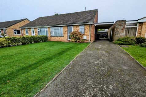 2 bedroom semi-detached bungalow for sale