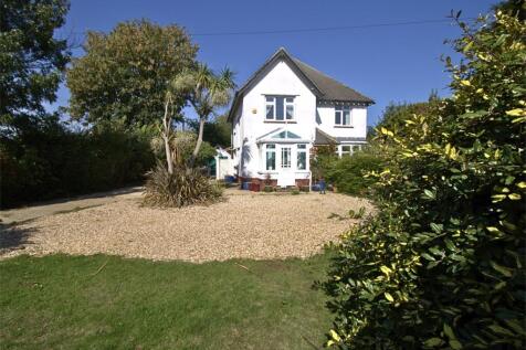 New Road, Bournemouth, Dorset, BH10 3 bed detached house for sale