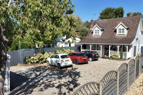Brighton Road, Shermanbury 4 bed detached house for sale