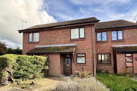 Acorn Avenue, Cowfold 2 bed terraced house for sale