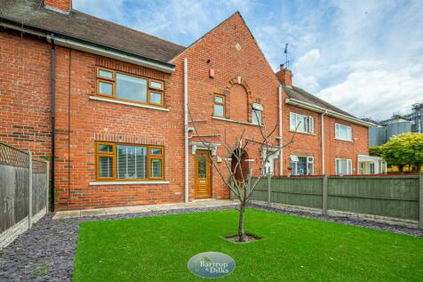 3 bedroom terraced house for sale