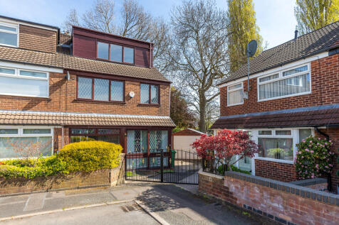 Rings Close, Failsworth M35 3 bed semi