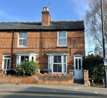 2 bedroom end of terrace house for sale