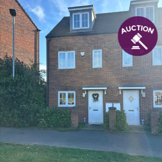 3 bedroom semi-detached house for sale