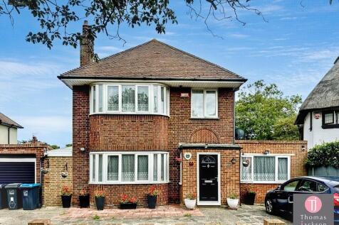 Northumberland Avenue, Margate 4 bed detached house for sale