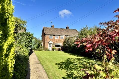 Church Lane, Sutton Coldfield, B76 9QH 3 bed semi