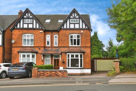 5 bedroom semi-detached house for sale