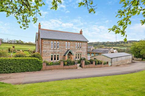 Cotleigh, Honiton, Devon, EX14 4 bed equestrian property for sale