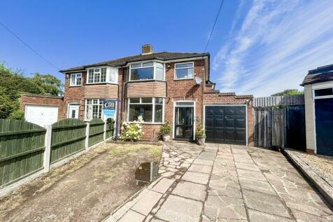 3 bedroom semi-detached house for sale