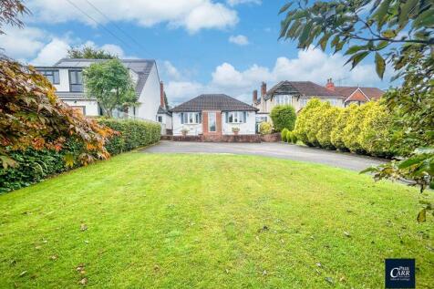 Erdington Road, Aldridge/Streetly Border 2 bed detached bungalow for sale