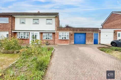 Brabham Crescent, Streetly, Sutton... 3 bed semi