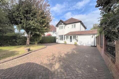 Chester Road, Streetly/Aldridge... 3 bed detached house for sale