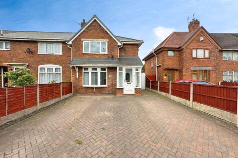 Somerfield Road, Walsall, WS3 2EN 3 bed semi
