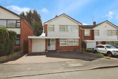 St. Ives Road, Park Hall, Walsall... 3 bed detached house for sale