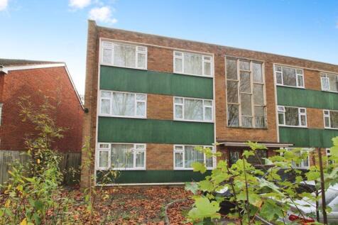 Saldavian Court, Slaney Road... 2 bed apartment for sale
