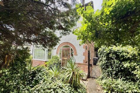 Bromford Lane, Birmingham, B24 8JR 3 bed semi