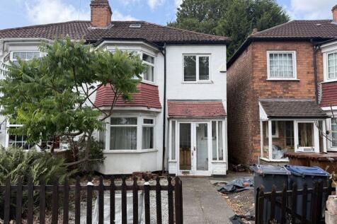 Goosemoor Lane, Birmingham, B23 5PN 3 bed semi