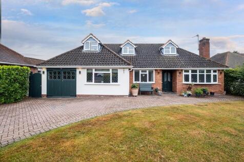 Wavenham Close, Four Oaks, Sutton... 4 bed detached bungalow for sale