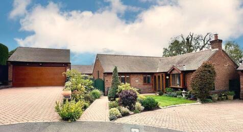 Keating Gardens, Four Oaks, Sutton... 3 bed detached bungalow for sale