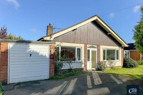 3 bedroom detached bungalow for sale