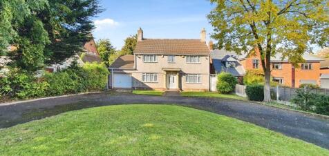 6 bedroom detached house for sale