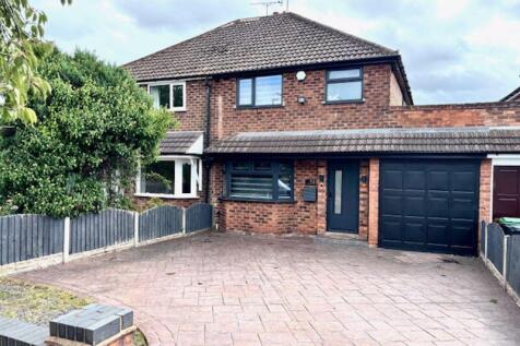 Wilderness Lane, Great Barr... 3 bed semi