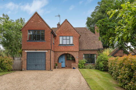 16 The Close, Wonersh, Guildford, GU5... 4 bed detached house for sale