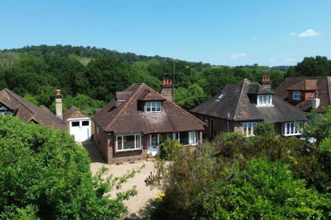 Dorking Road, Chilworth, Guildford, GU4 3 bed chalet for sale