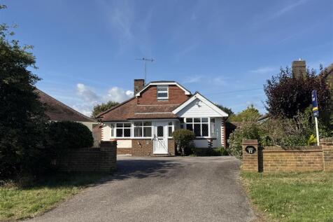 2 bedroom detached bungalow for sale