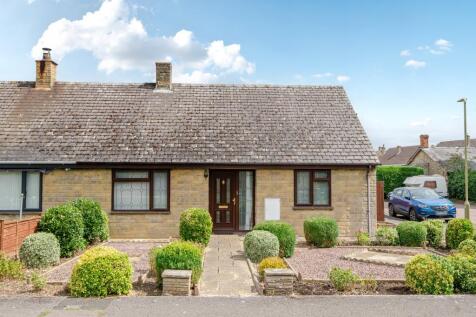 Middleton Stoney,  Oxfordshire,  OX25 2 bed bungalow for sale