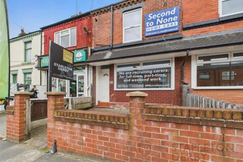 2 bedroom terraced house for sale
