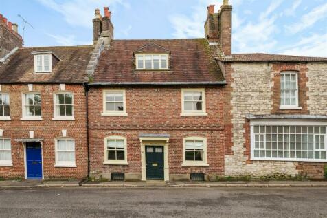 4 bedroom terraced house for sale