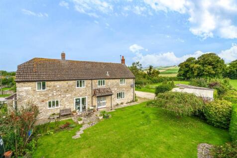 4 bedroom farm house for sale