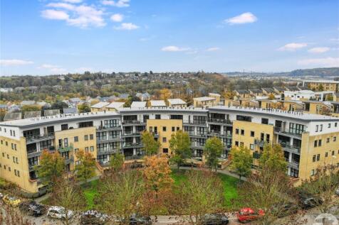 Redwing Crescent, Waterstone Way... 2 bed flat for sale