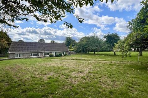 Holway, Tatworth, Nr Chard, Somerset... 3 bed detached bungalow for sale
