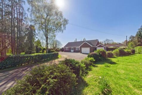 Gloucester Road, Corse, Gloucester... 3 bed bungalow for sale