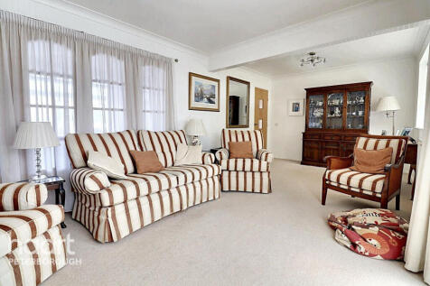 Mickle Gate, Longthorpe 4 bed detached house for sale